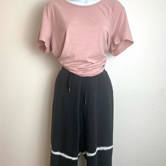 Divided H&M perfect soft blush pink tee shirt top - Picture 2 of 4